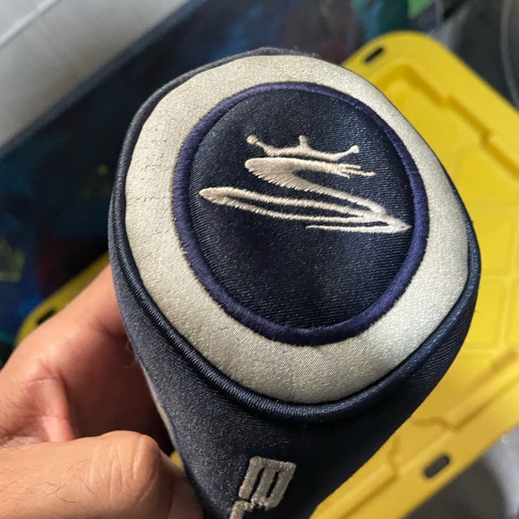 Cobra golf head cover 2 Pc - Picture 8 of 9